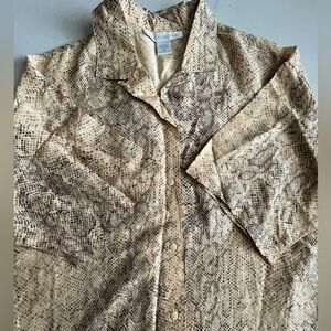 💛🤎👚🐍THE LIMITED Butter Yellow🧈Snakeskin Print Silk Shirt Blouse NEW